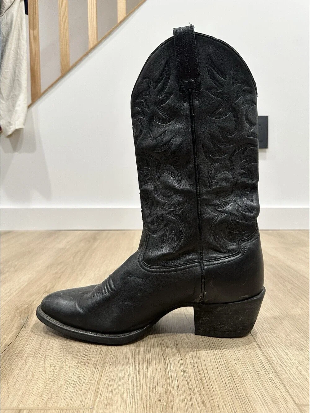 Ariat this used